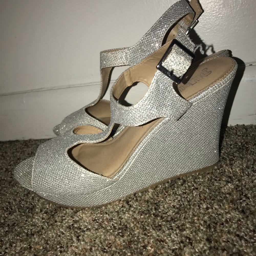 Glittery silver wedges